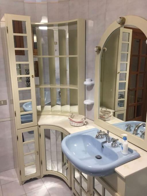Benvenuti A Casa Sicilian Apartment Palermo Термини-Имерезе Экстерьер фото